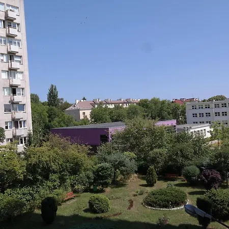 Kamienna Gora 아파트 *